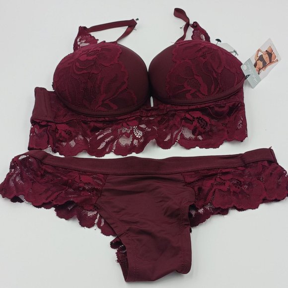 MARILIN MONROE 34B/SMALL PUSH UP BRA AND TANGA SET - Picture 15 of 15